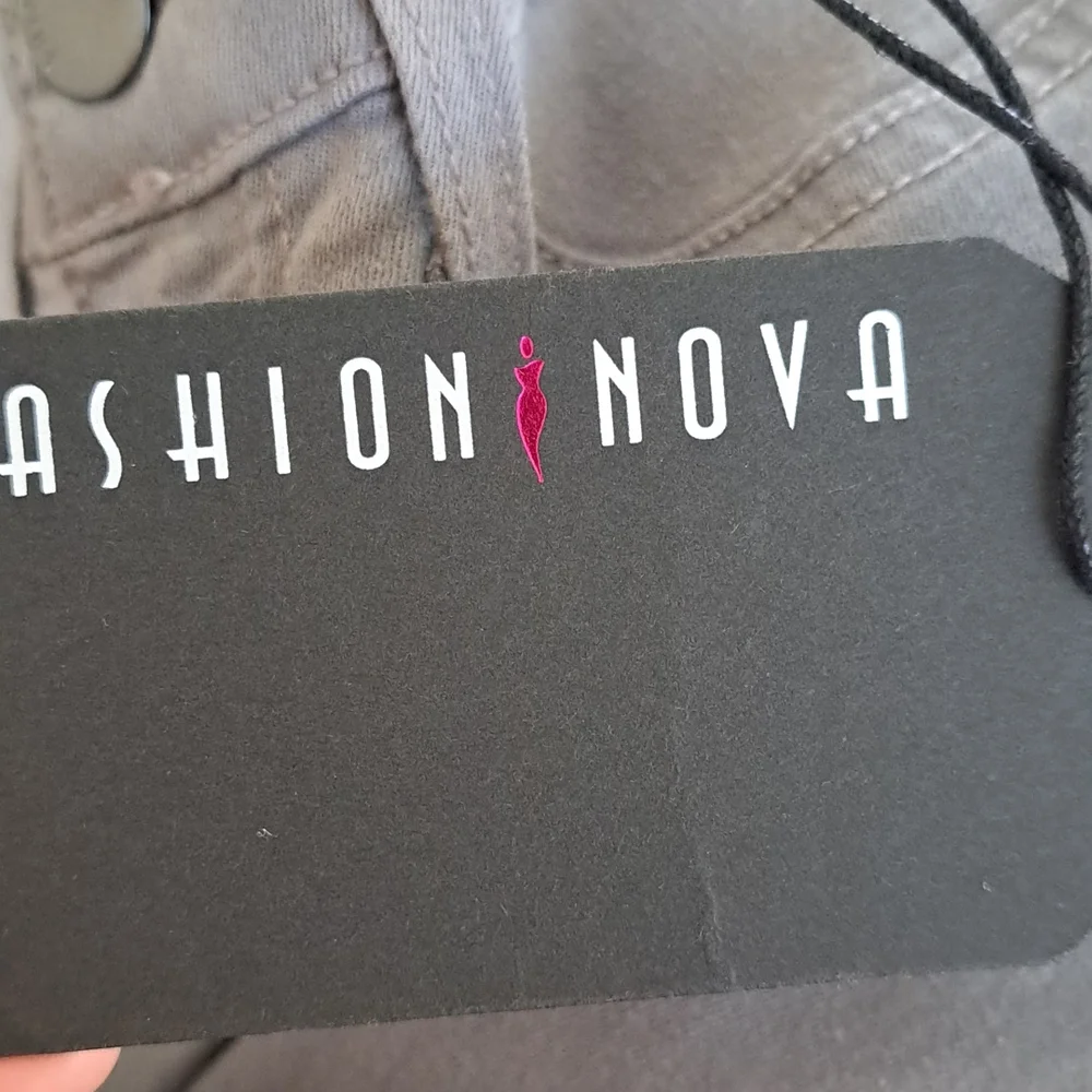 Fashion Nova beand new